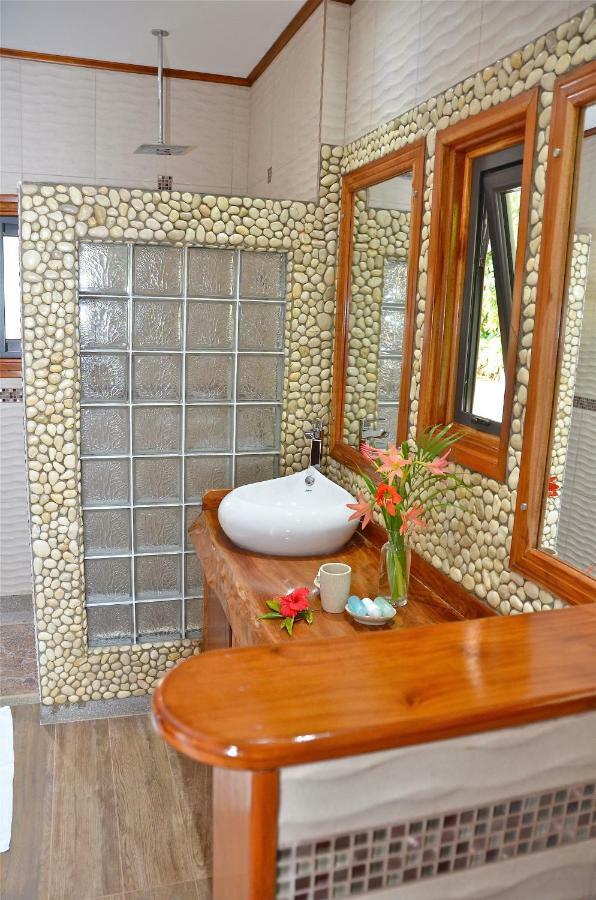 Calou Guest House La Digue Exterior foto