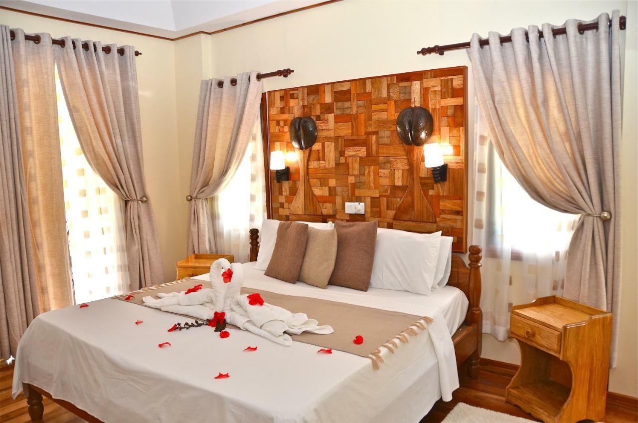 Calou Guest House La Digue Exterior foto